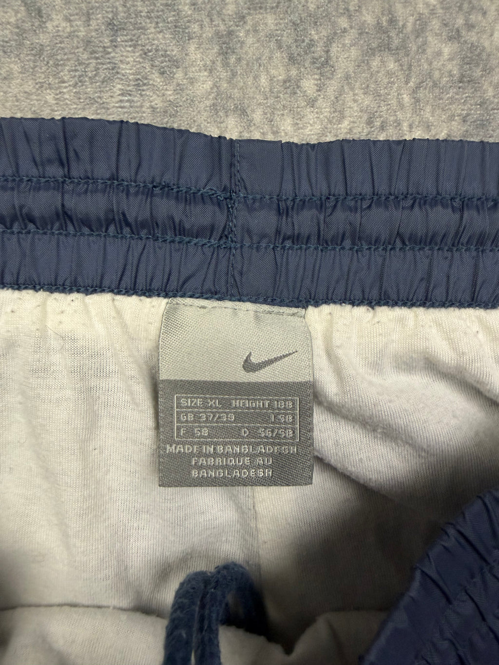 NIKE VINTAGE TRACKPANTS - XL