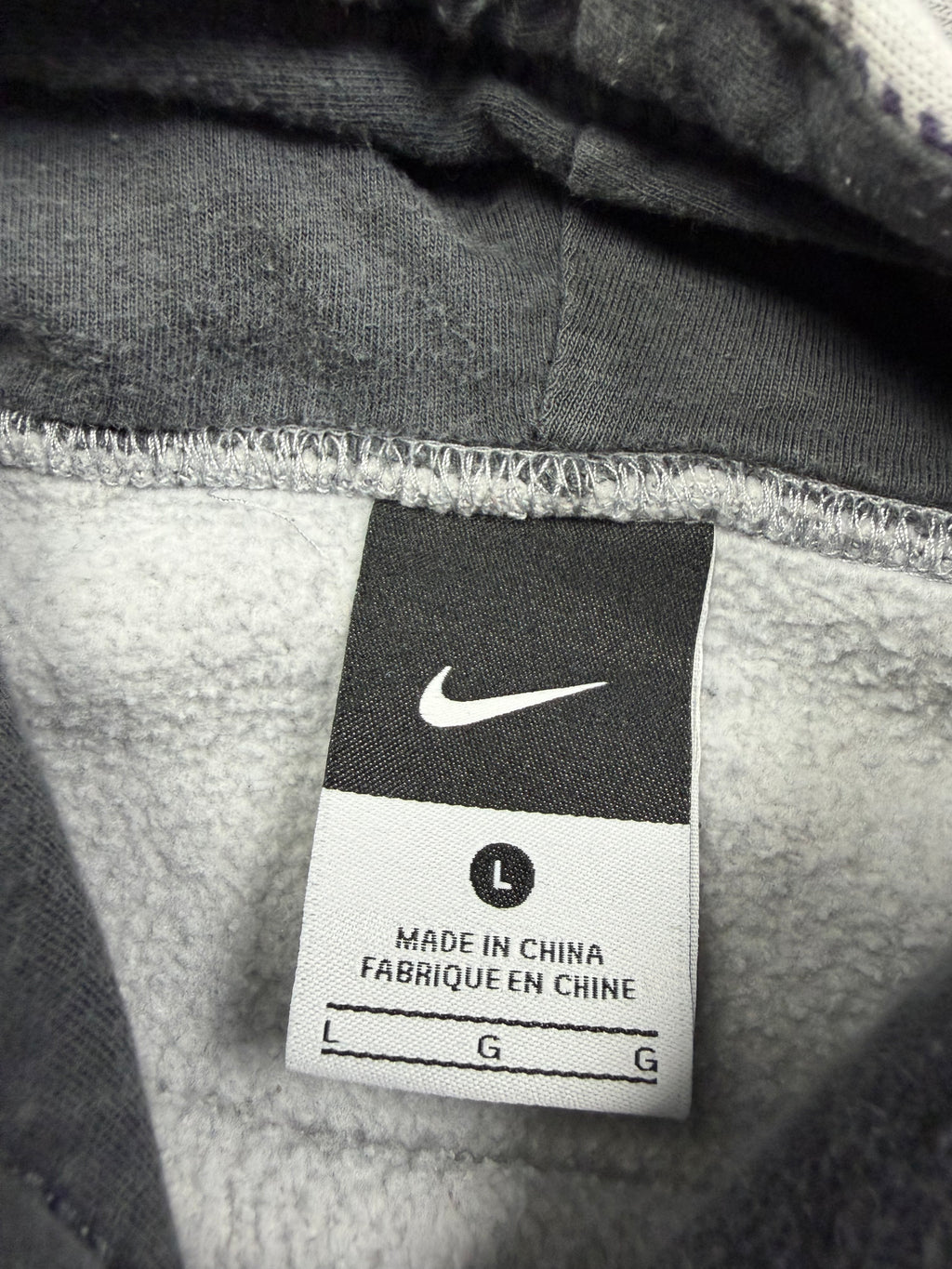 NIKE VINTAGE HOODIE - L