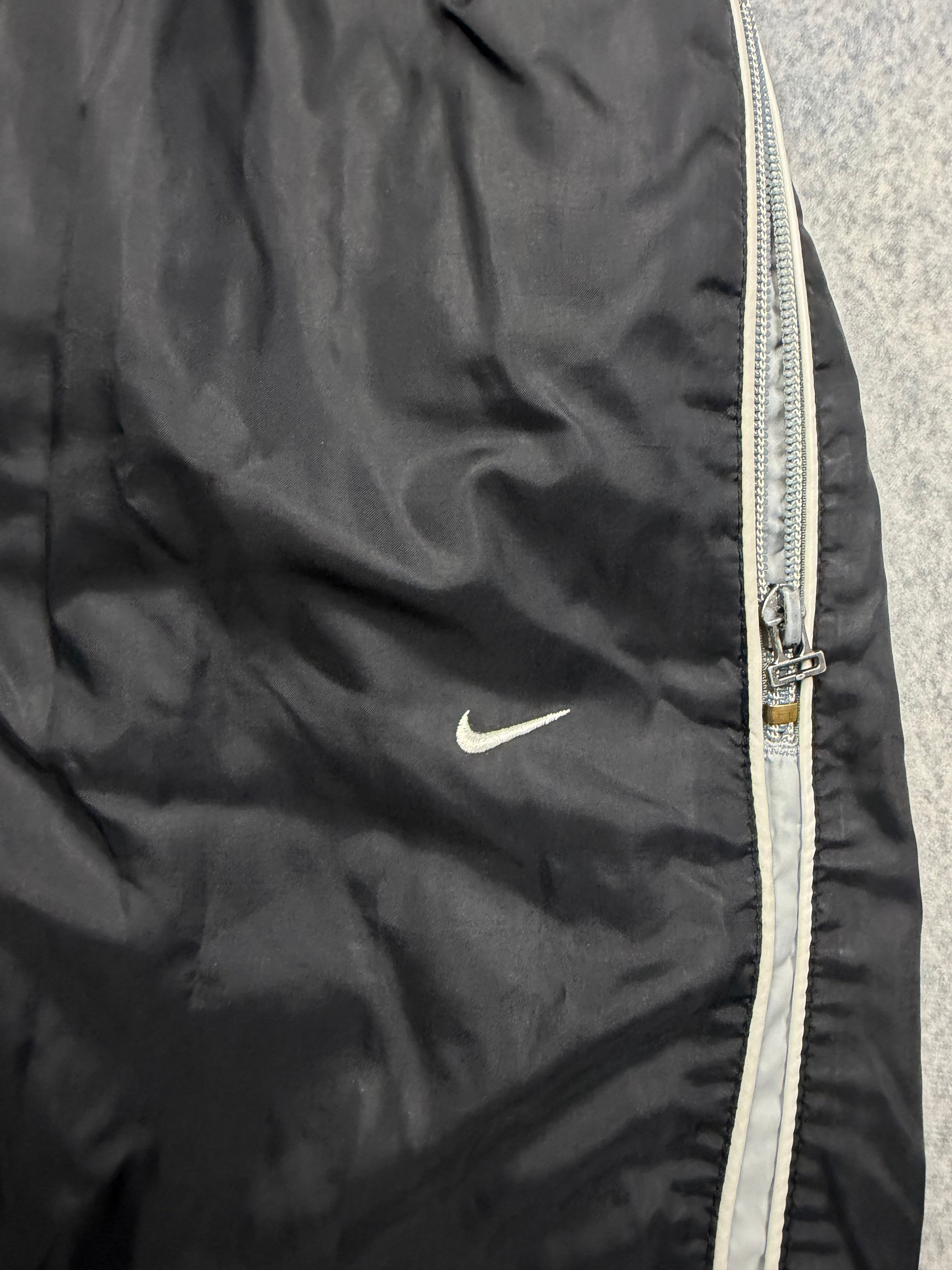 NIKE VINTAGE TRACKPANTS - M