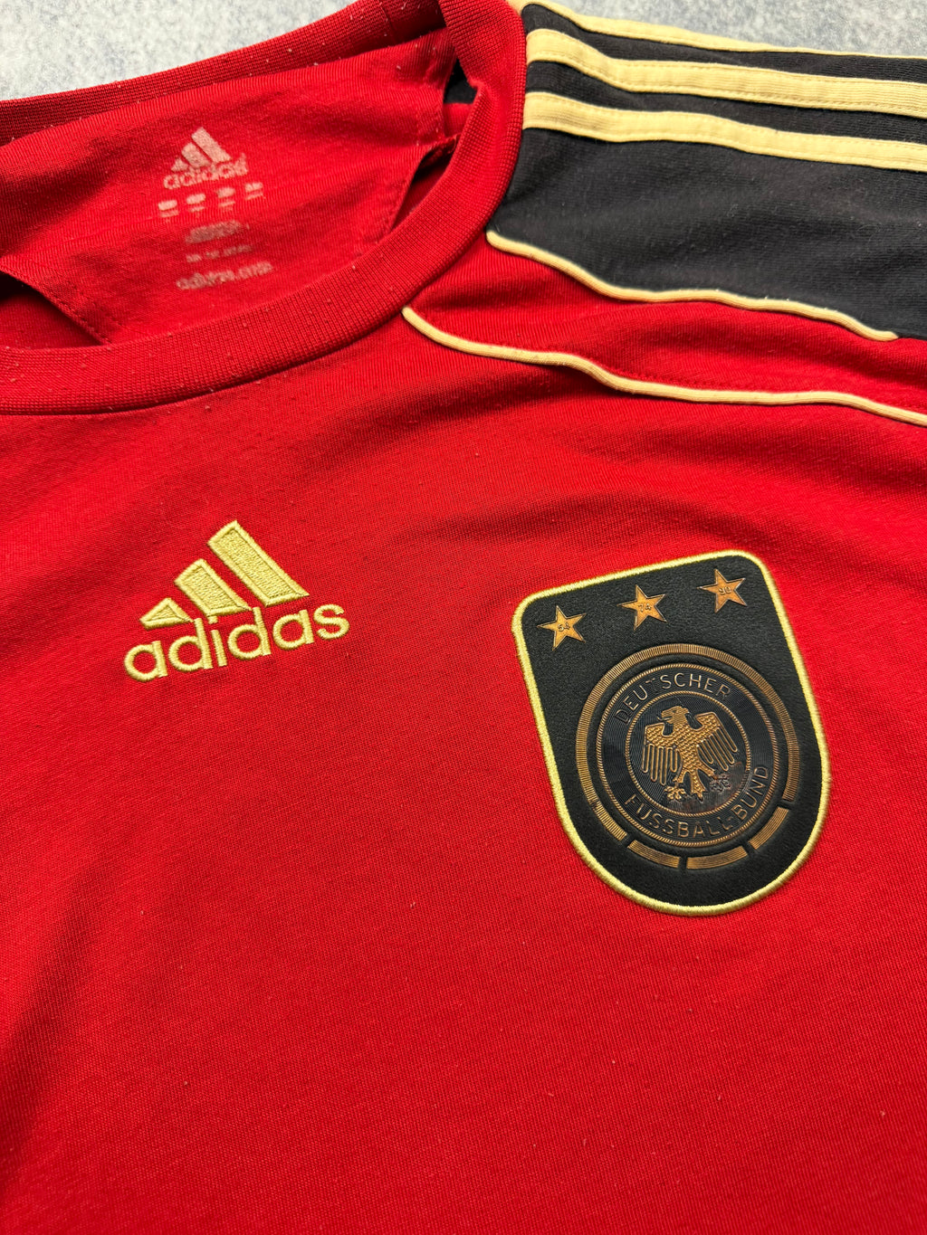 ADIDAS GERMANY VINTAGE SHIRT 2009 - L