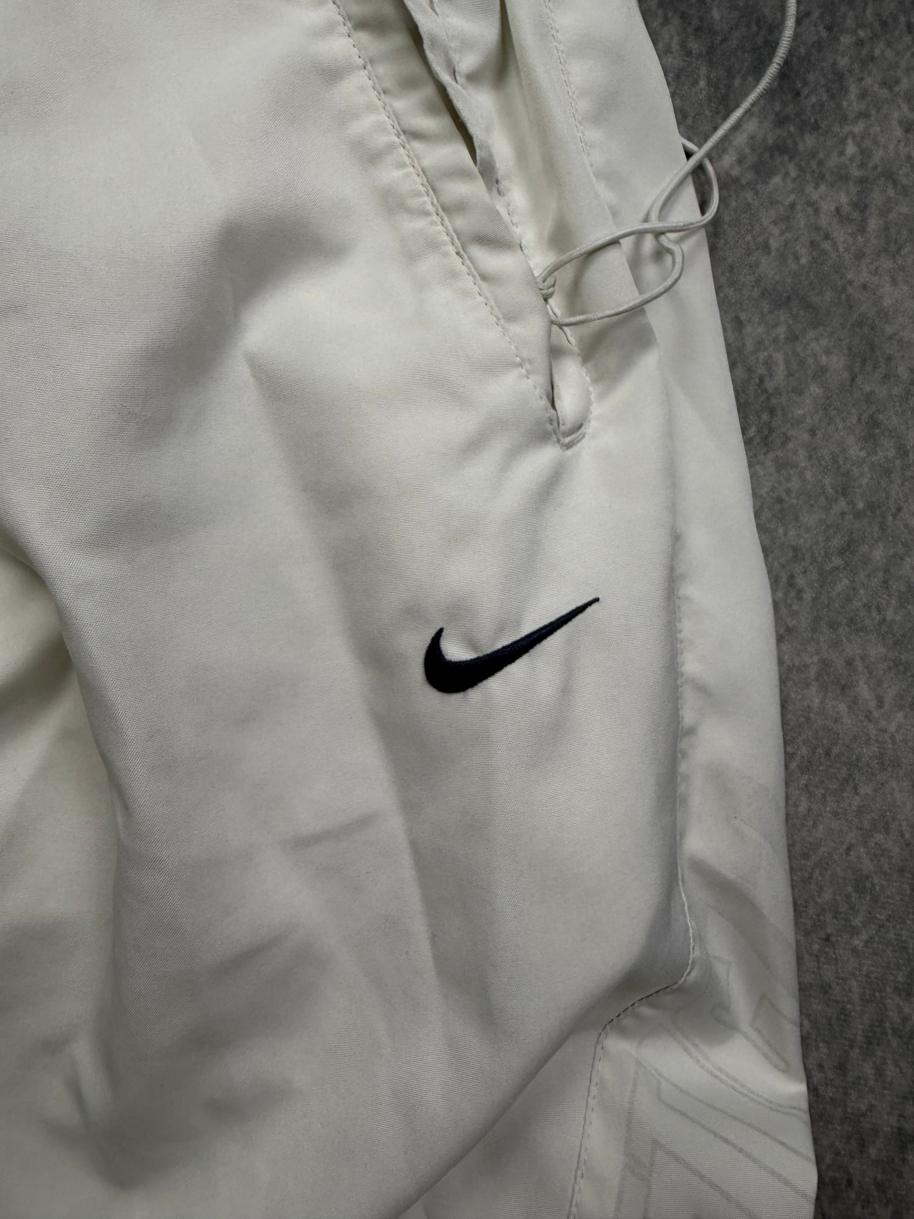 NIKE VINTAGE TRACKPANTS - M