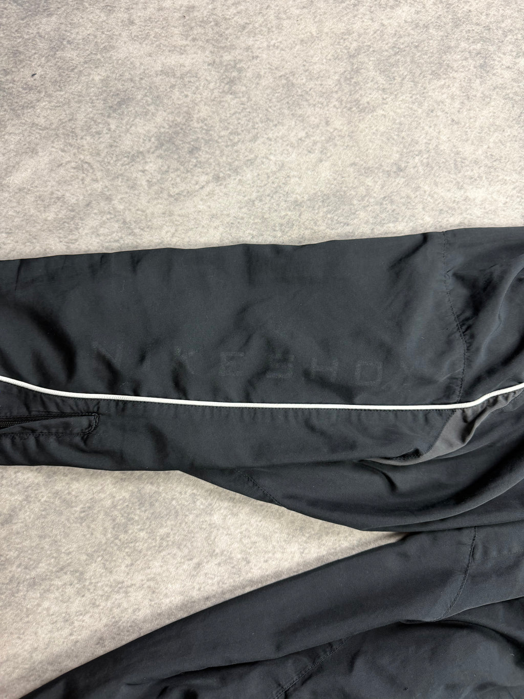 NIKE SHOX VINTAGE TRACKPANTS - S