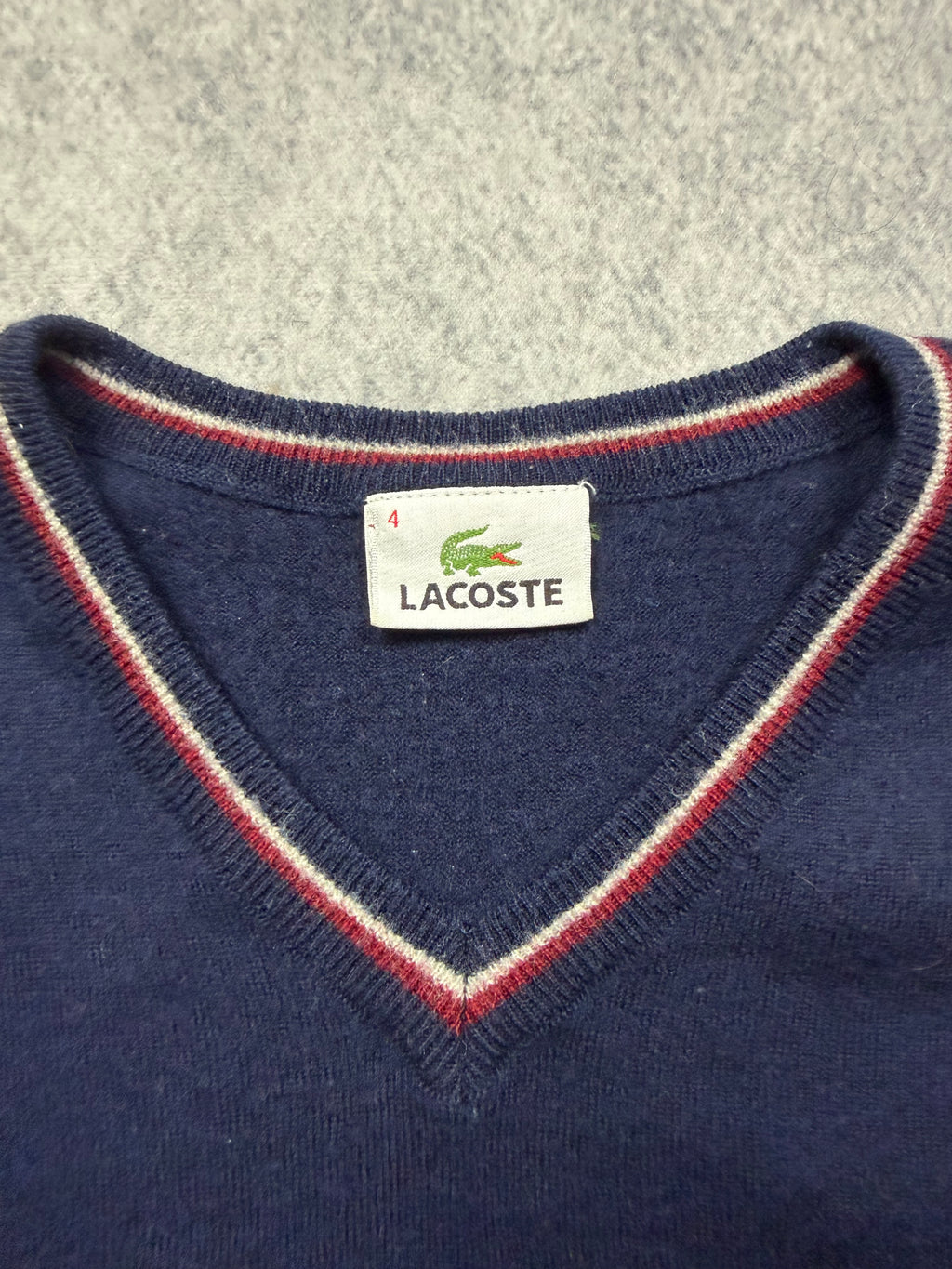 LACOSTE VINTAGE SWEATER - XS