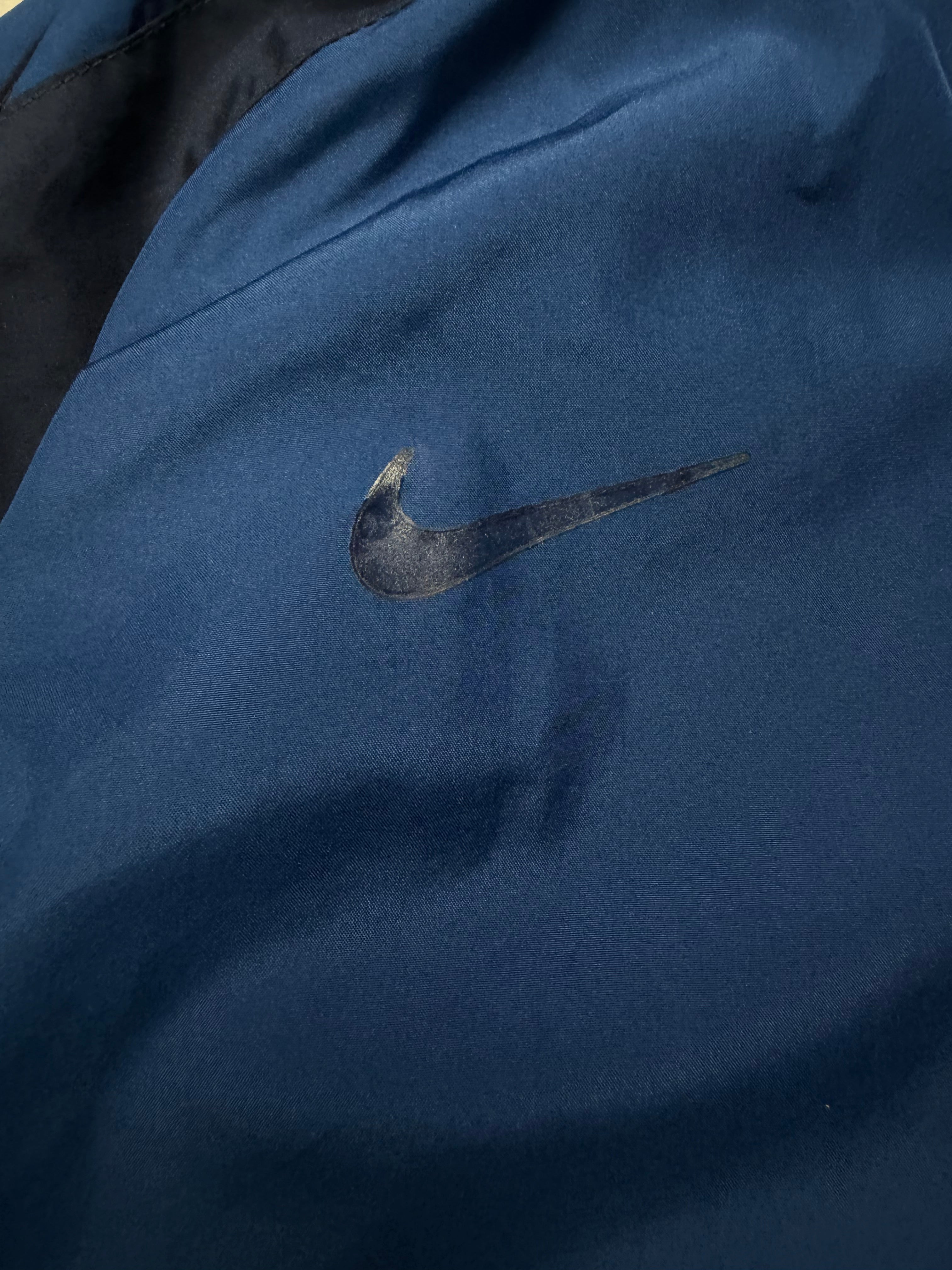 NIKE FRANCE VINTAGE TRACKSUIT 2010 - L