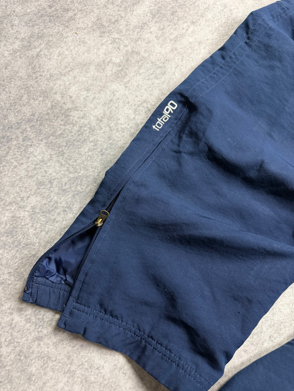 NIKE VINTAGE TRACKPANTS - L
