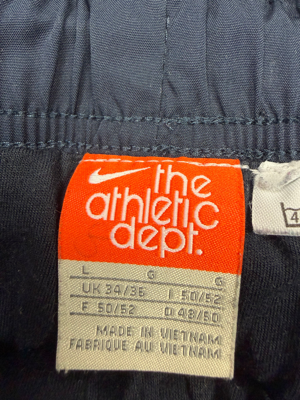 NIKE VINTAGE TRACKPANTS - L
