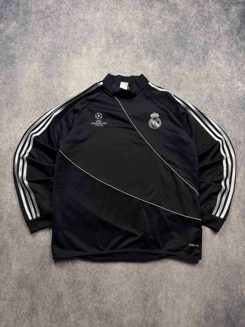 ADIDAS REAL MADRID UCL VINTAGE SWEATER 2012 - L