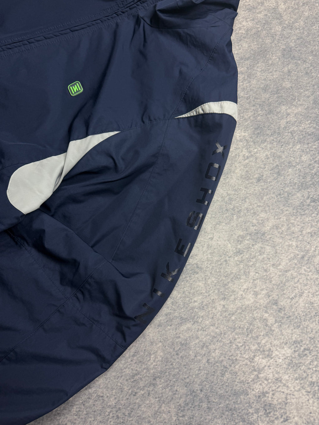 NIKE SHOX VINTAGE TRACKJACKET - M