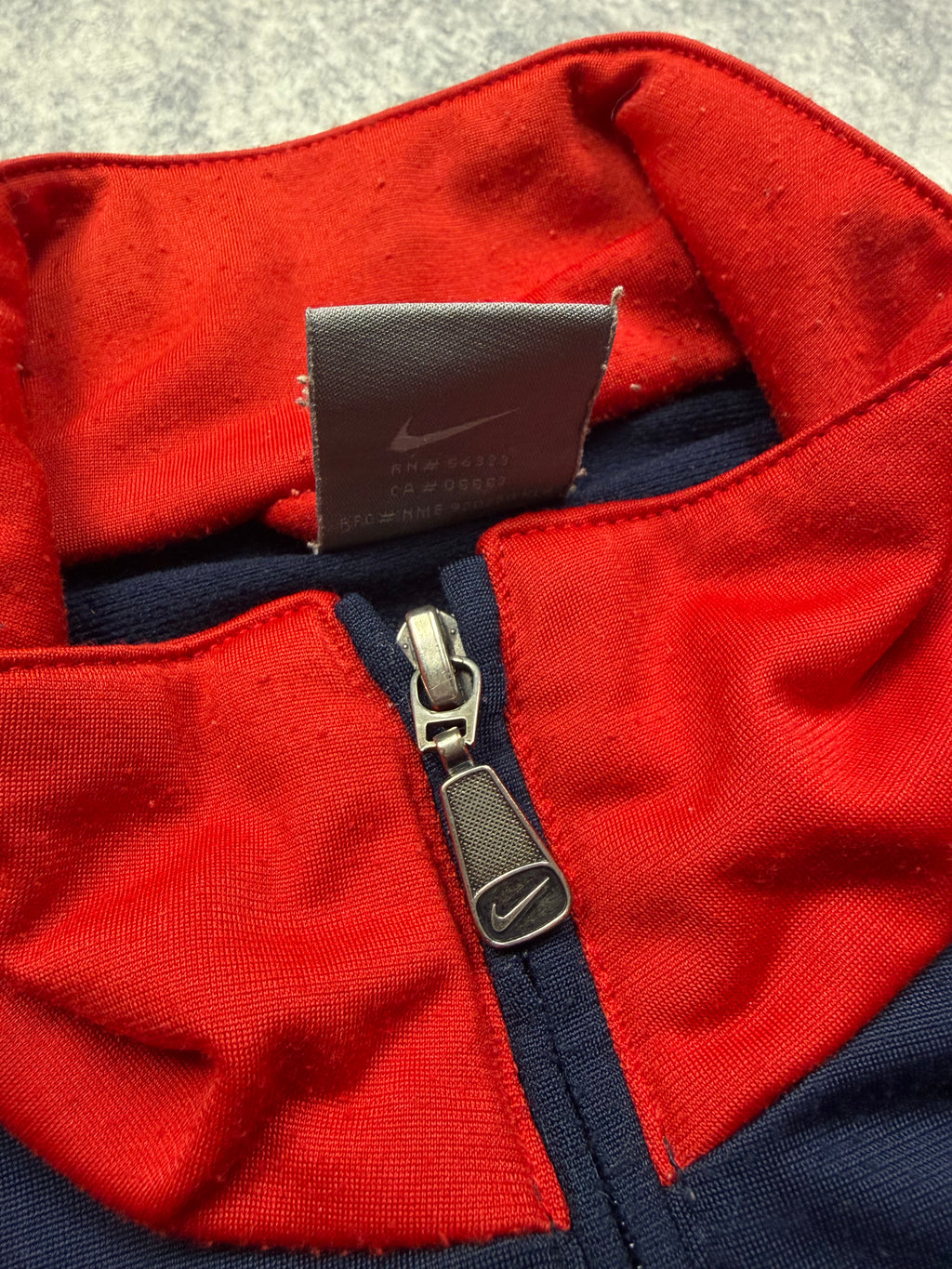 NIKE VINTAGE TRACKJACKET - L